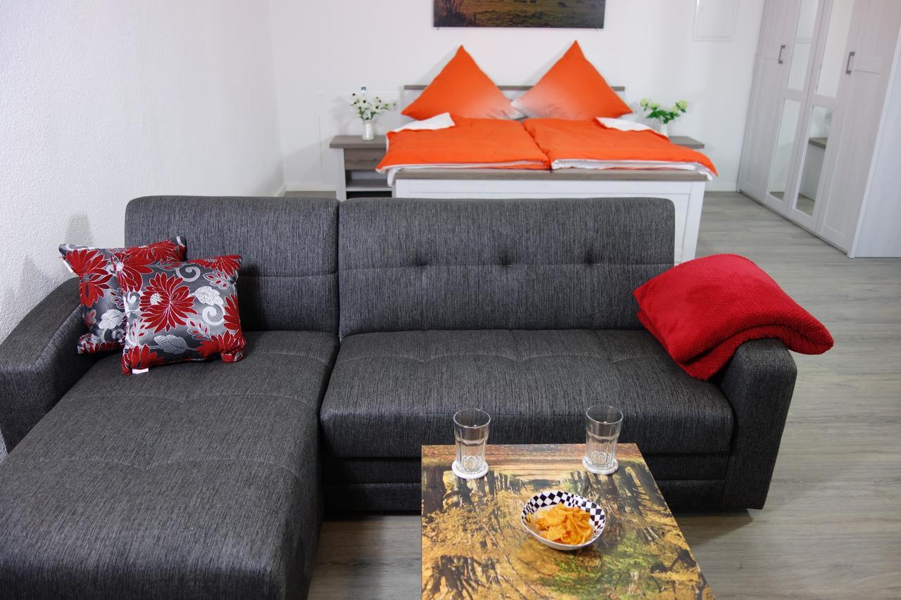 Speedys Gaestehaus Baar  Εξωτερικό φωτογραφία