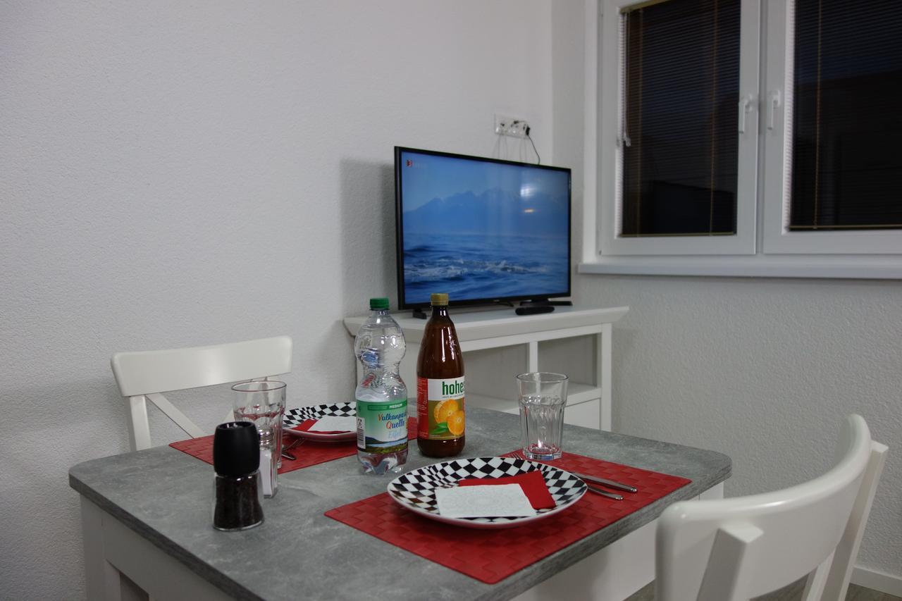Speedys Gaestehaus Baar  Εξωτερικό φωτογραφία